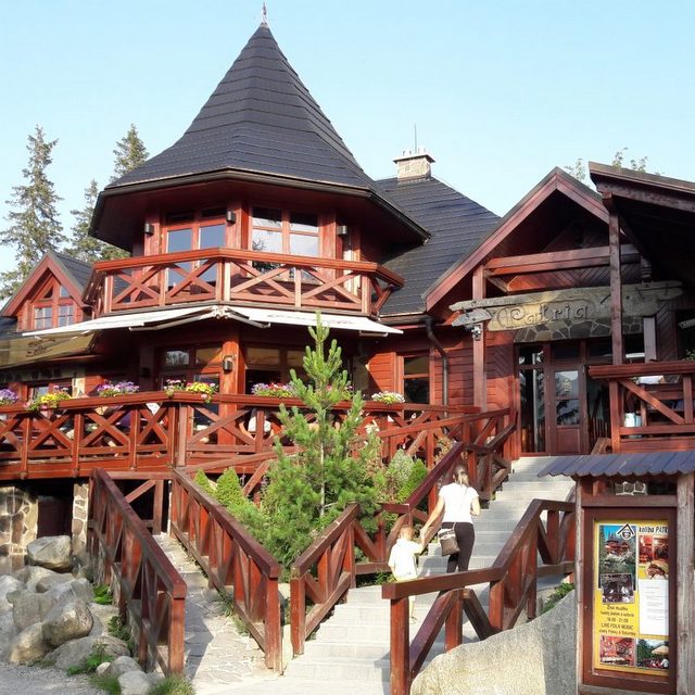 Koliba-Patria-restaurant-Strbske-Pleso
