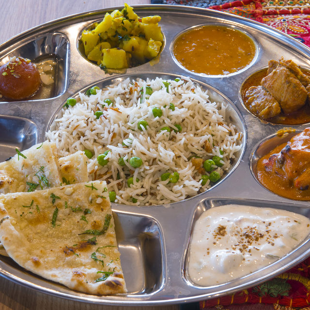 Indian Restaurant Safran Demanova Indian taste