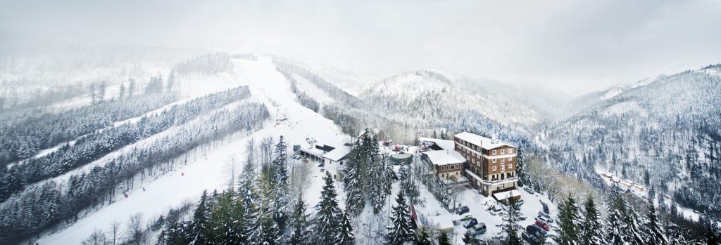 Hotel-Srdiecko-Low-Tatras-winter